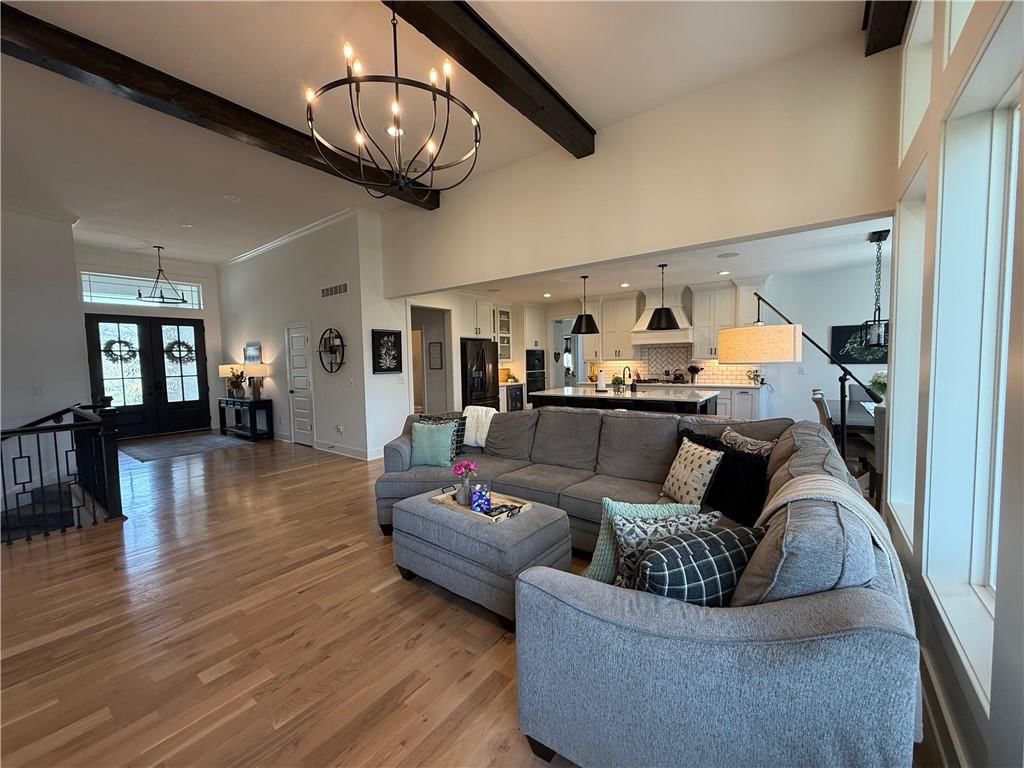 Photo 10 of 74 - 9280 Brownridge Street, Lenexa, KS 66220
