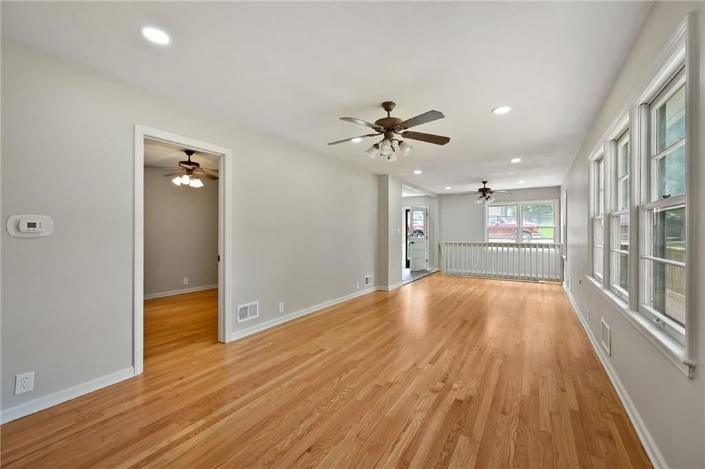 3605 S Norwood Avenue — photo 7