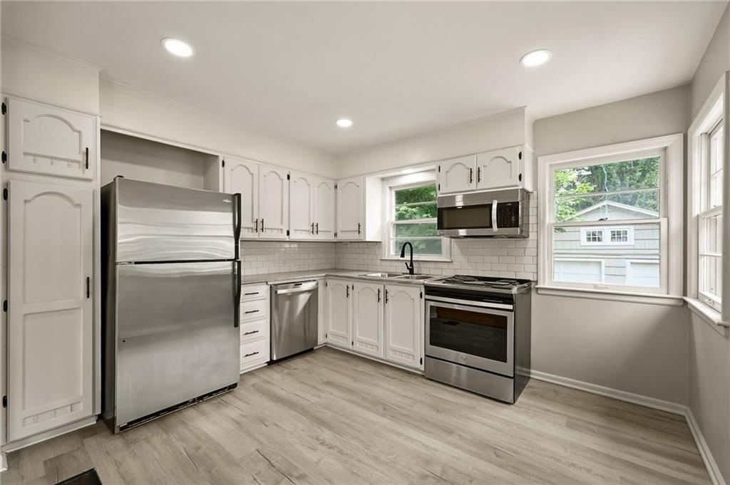 3605 S Norwood Avenue — photo 13