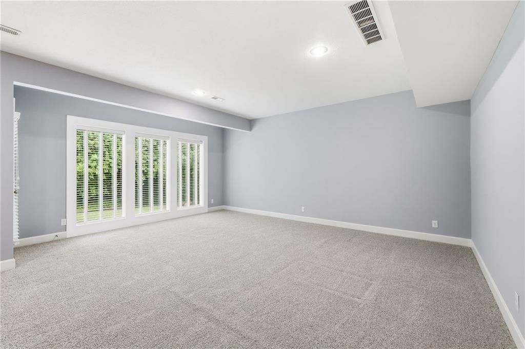 13112 W 170th Street — photo 32