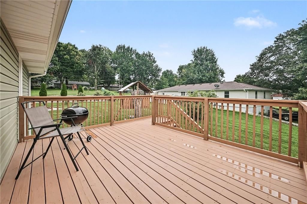 1200 W Maple Street — photo 23