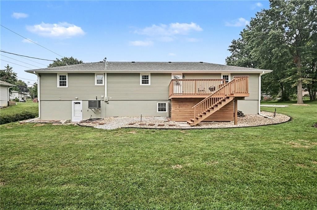 1200 W Maple Street — photo 24