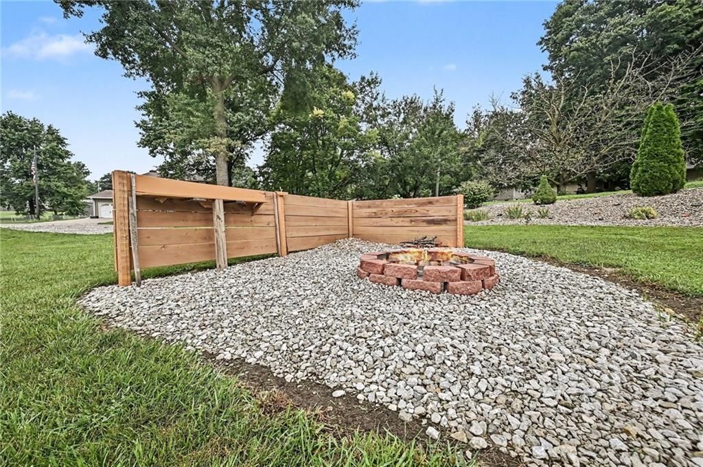 1200 W Maple Street — photo 26