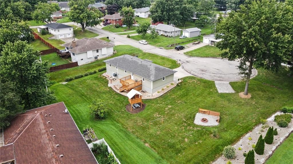 1200 W Maple Street — photo 28
