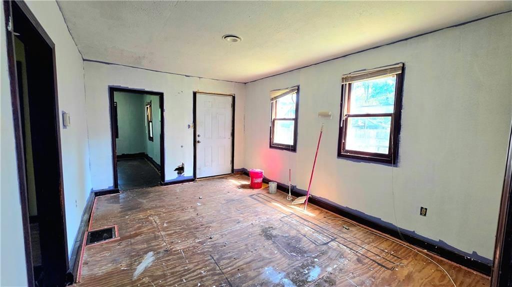 520 N Garland Avenue — photo 14