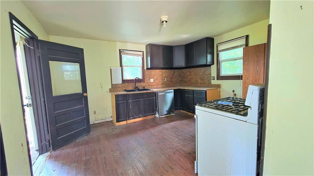 520 N Garland Avenue — photo 23
