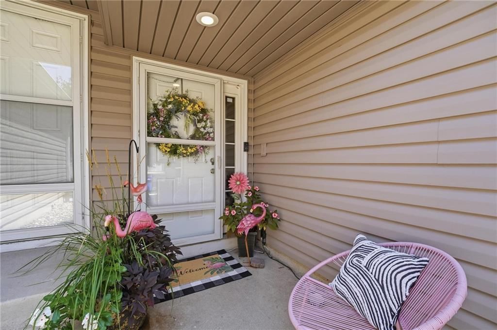 3525 NE Austin Drive, Lee's Summit, MO: listing photo 2
