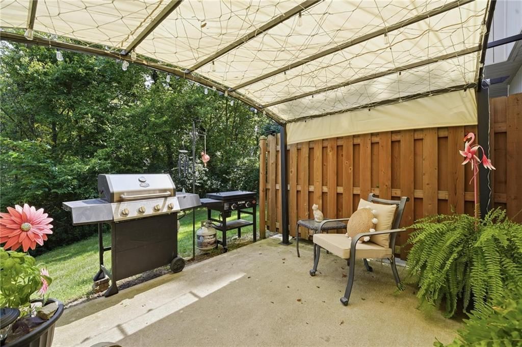 Photo 24 of 26 - 3525 NE Austin Drive, Lee's Summit, MO 64064