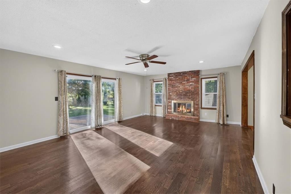 8413 Russell Street — photo 13