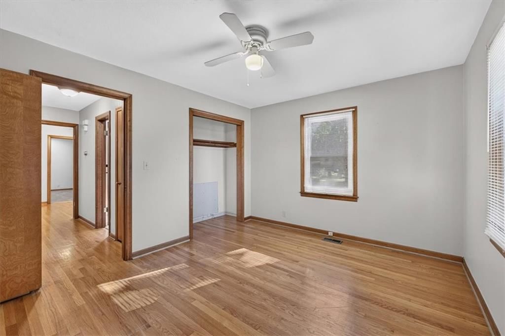 8413 Russell Street — photo 20