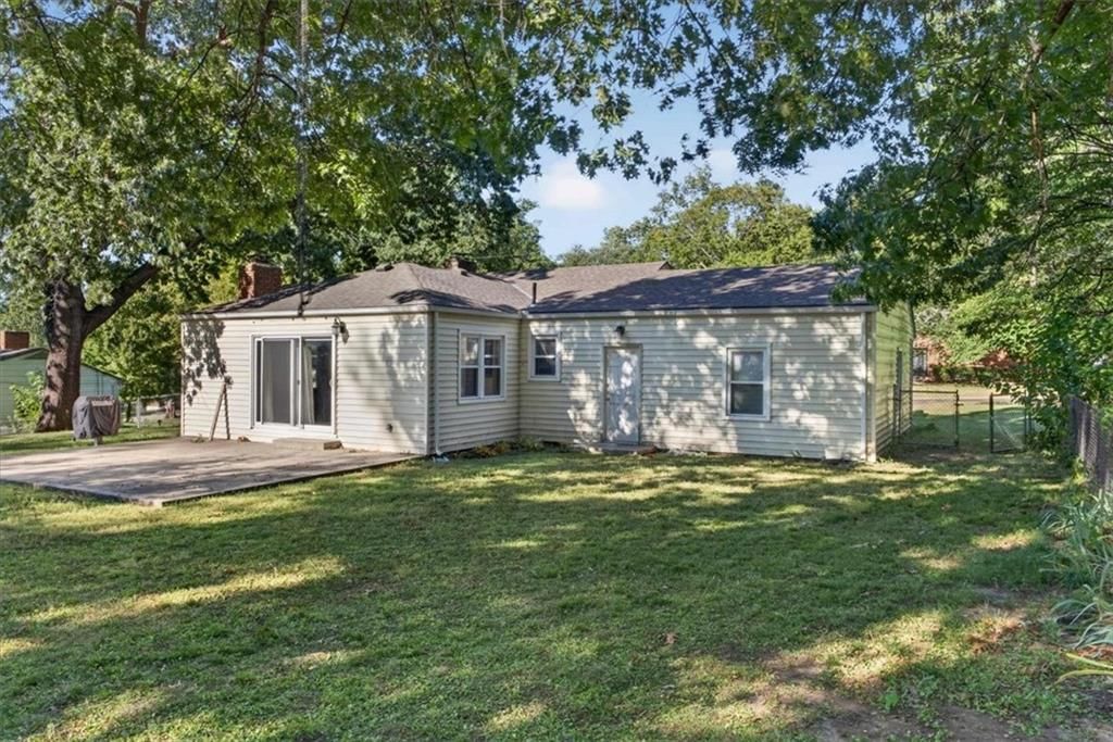 8413 Russell Street — photo 25
