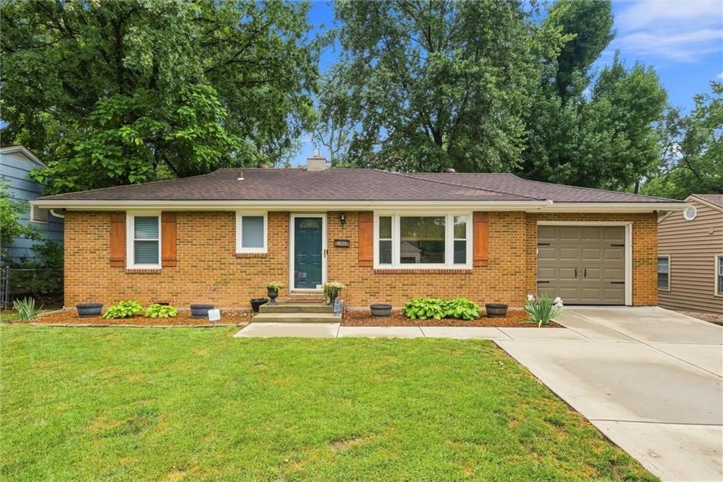 4823 W 62nd Street, Mission, KS