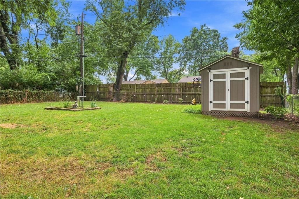 4823 W 62nd Street — photo 19
