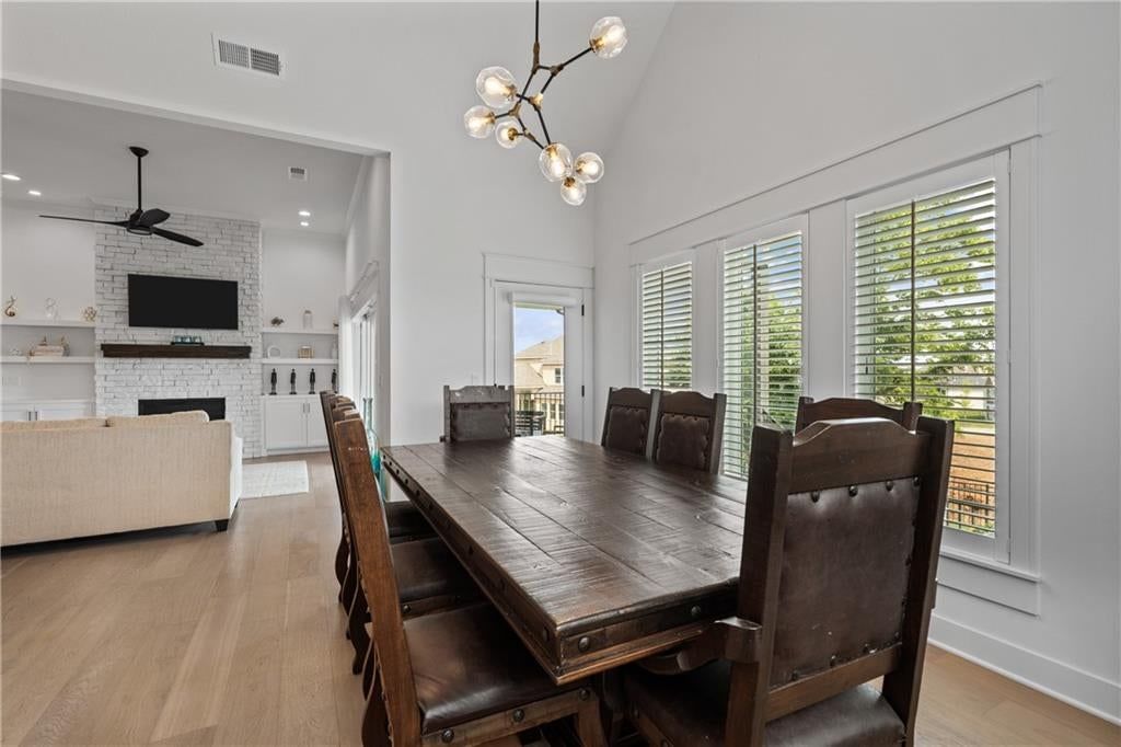 Photo 17 of 42 - 2428 W 177th Street, Overland Park, KS 66085