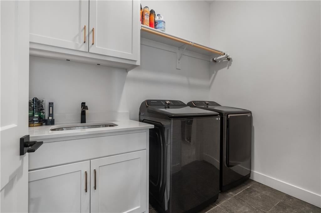Photo 36 of 42 - 2428 W 177th Street, Overland Park, KS 66085