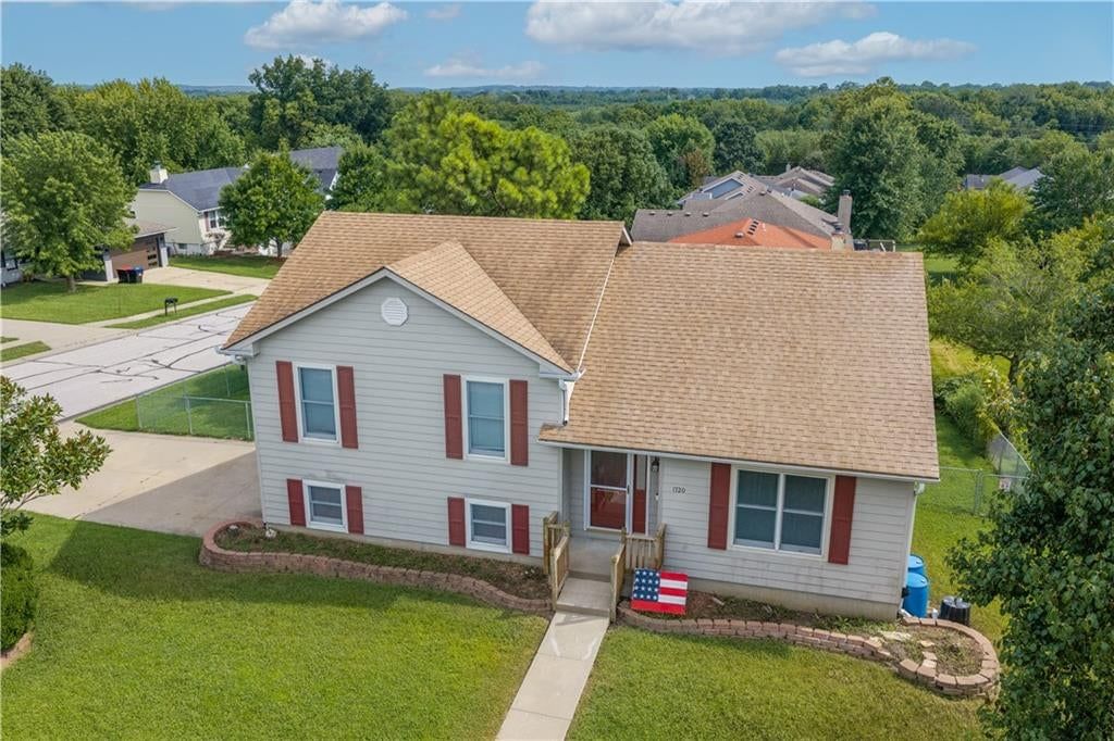 1720 Sunrise Drive — photo 5