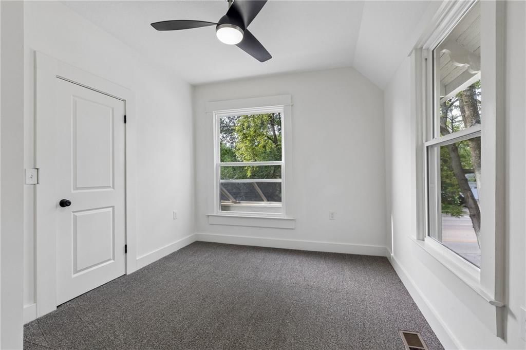 545 Tennessee Street — photo 18