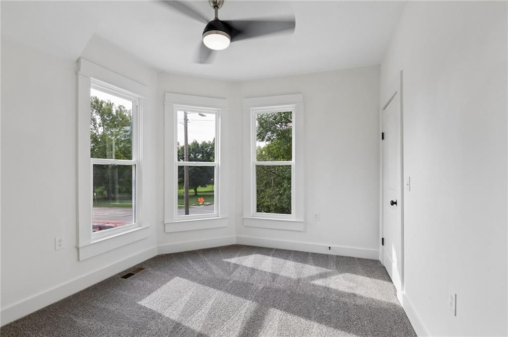 545 Tennessee Street — photo 20