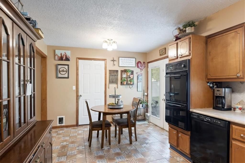 1101 S Highland Drive — photo 10