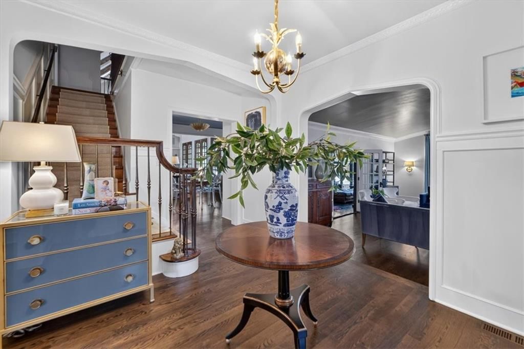 845 W 52nd Terrace — photo 9