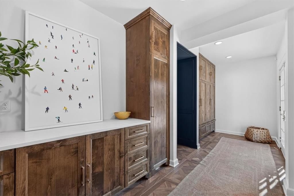 845 W 52nd Terrace — photo 55