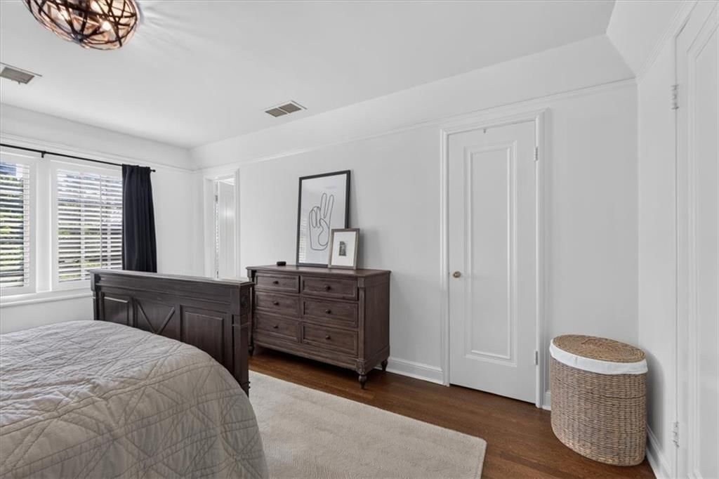 845 W 52nd Terrace — photo 72