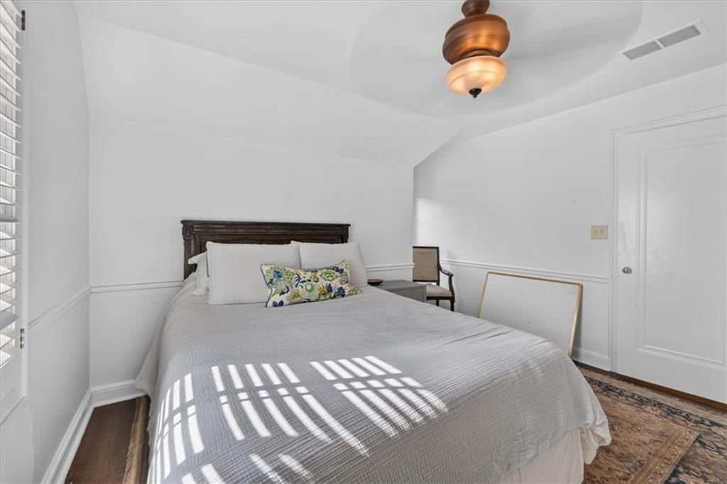 845 W 52nd Terrace — photo 77