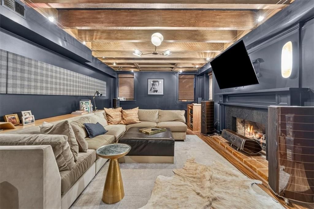 845 W 52nd Terrace — photo 85