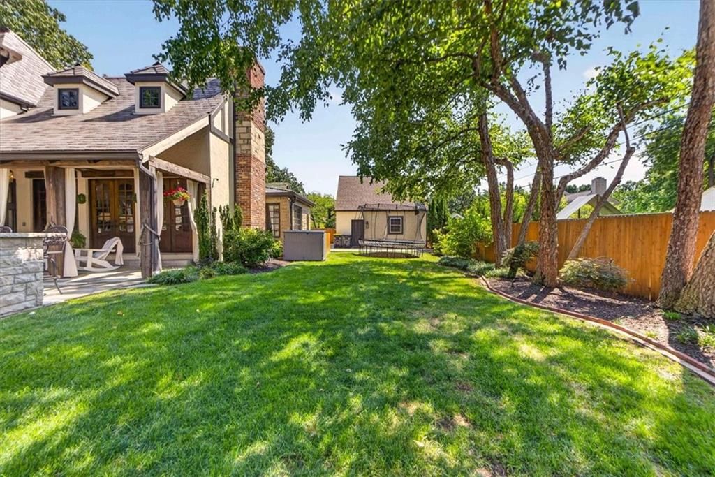 845 W 52nd Terrace — photo 95