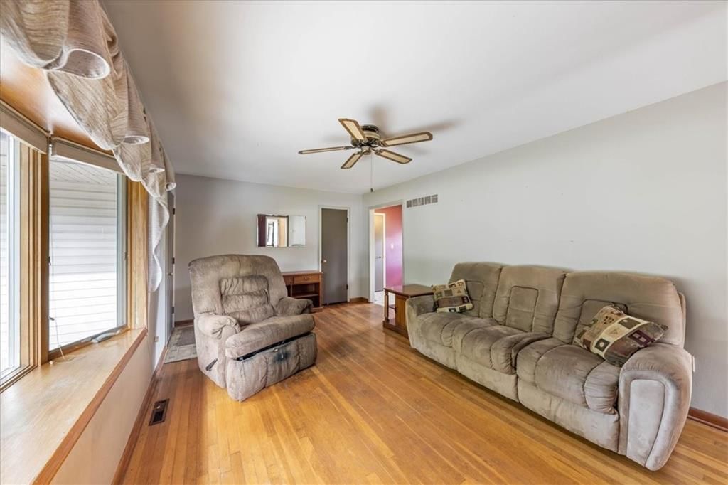 321 Kaw Avenue — photo 5