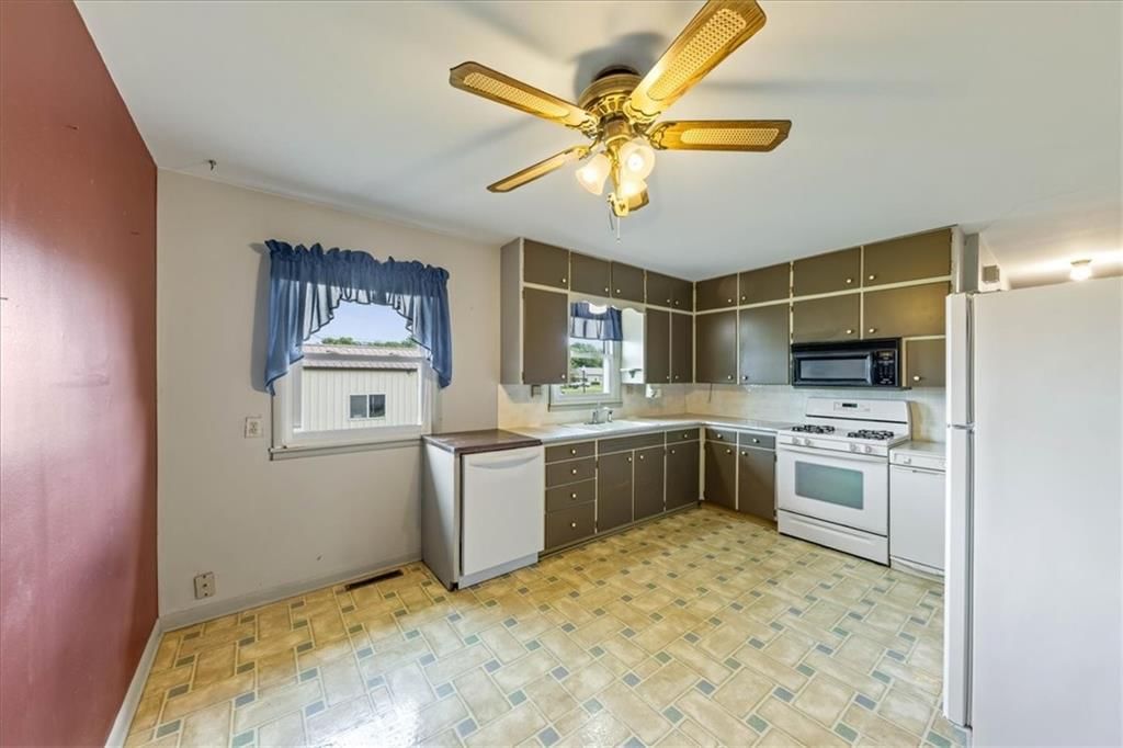 321 Kaw Avenue — photo 6