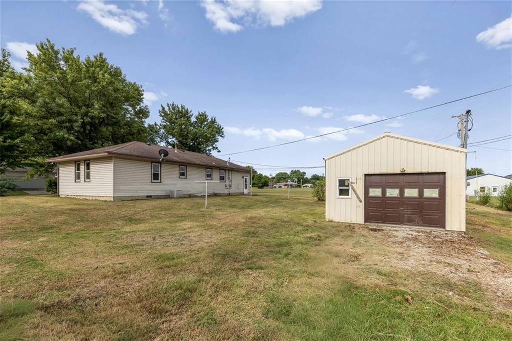 321 Kaw Avenue — photo 17