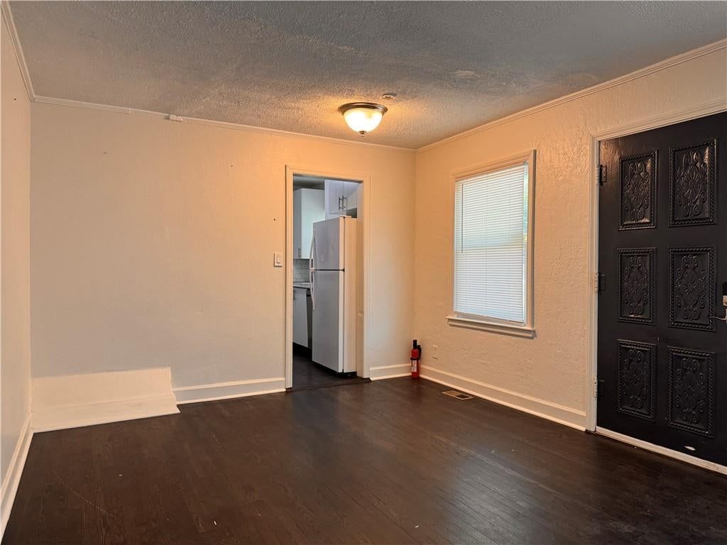 11108 Bennington Avenue — photo 5