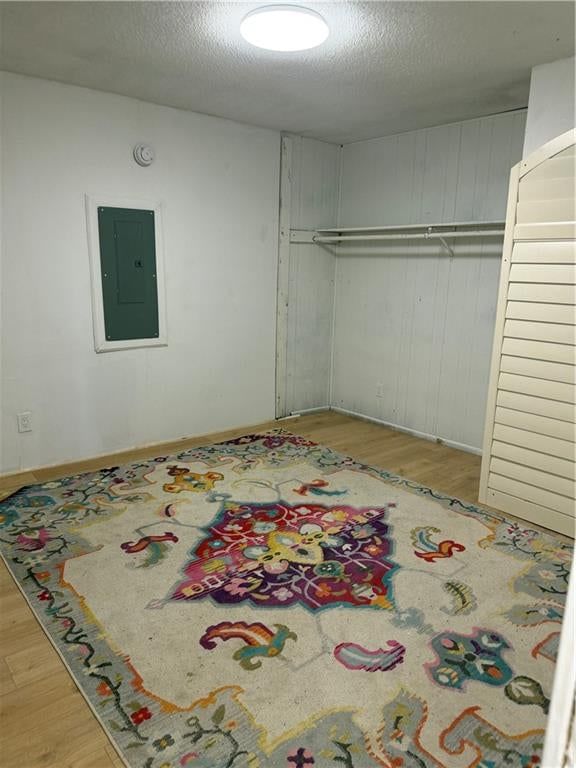 Photo 18 of 38 - 912 S Osage Street, Independence, MO 64050