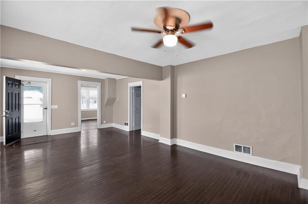 515 E Kansas Avenue — photo 12