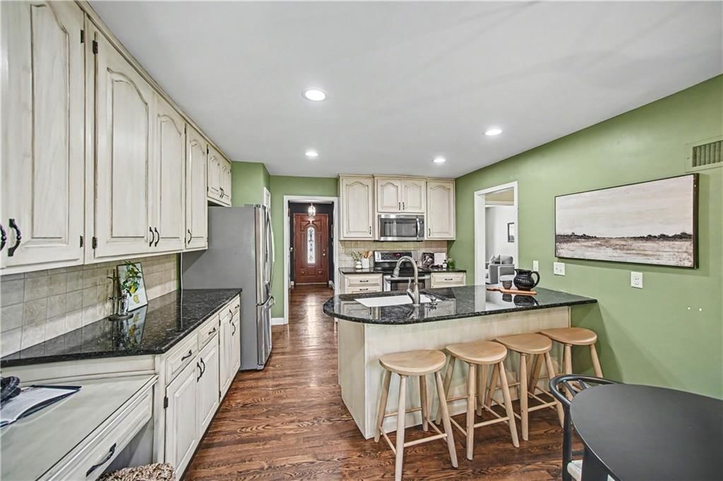 7419 Booth Street — photo 11
