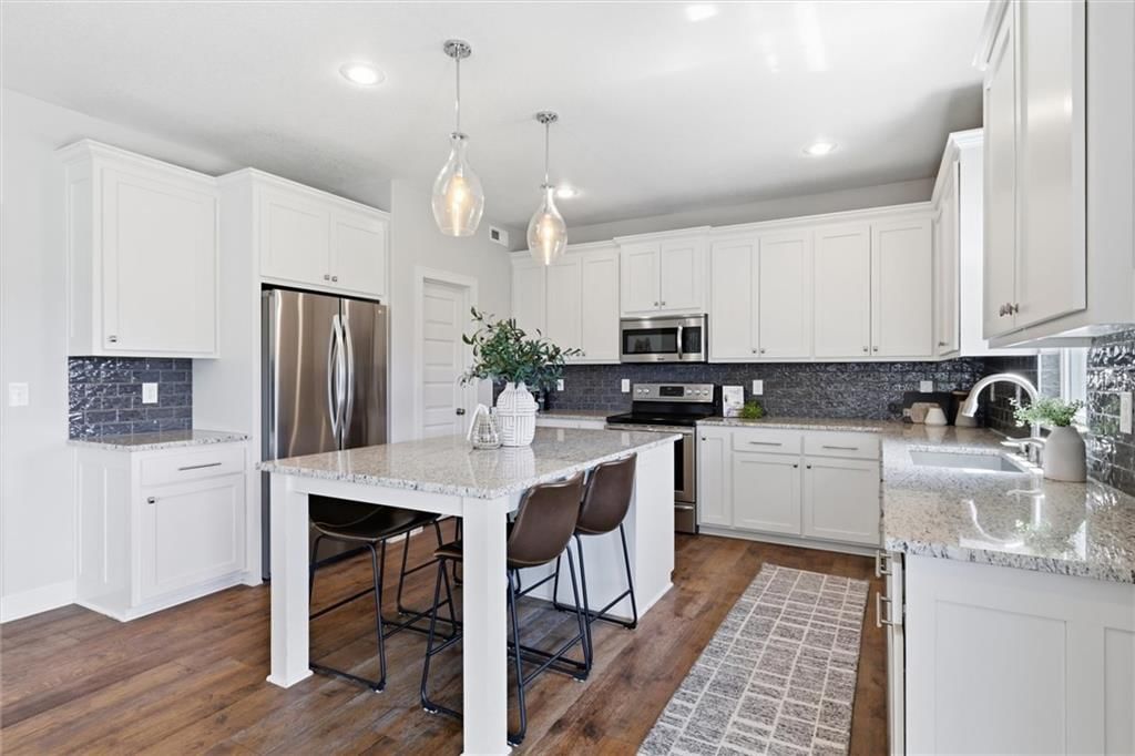 31445 W 85th Street — photo 9