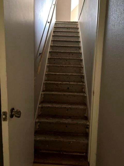 2423 Stevens Avenue — photo 15