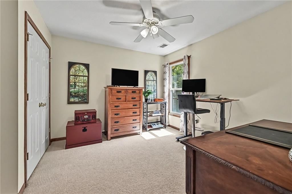 508 NE Hans Drive — photo 22