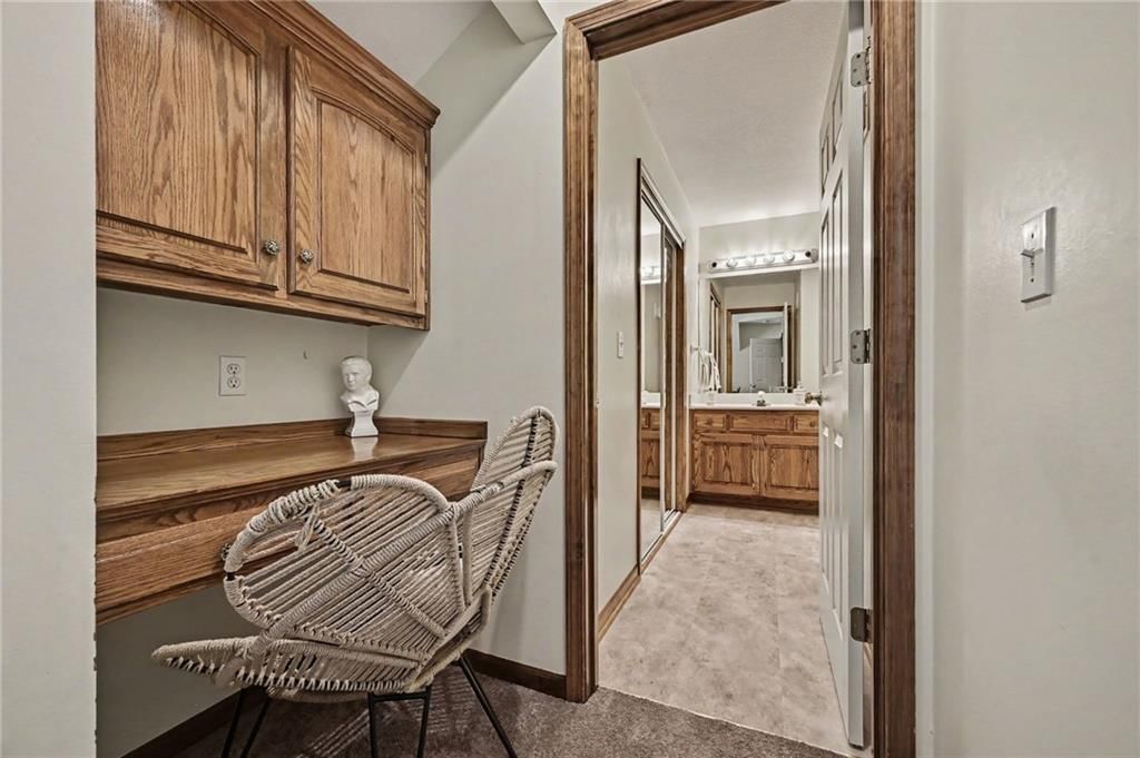 508 NE Hans Drive — photo 27