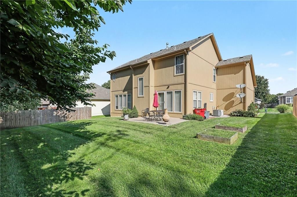 508 NE Hans Drive — photo 40