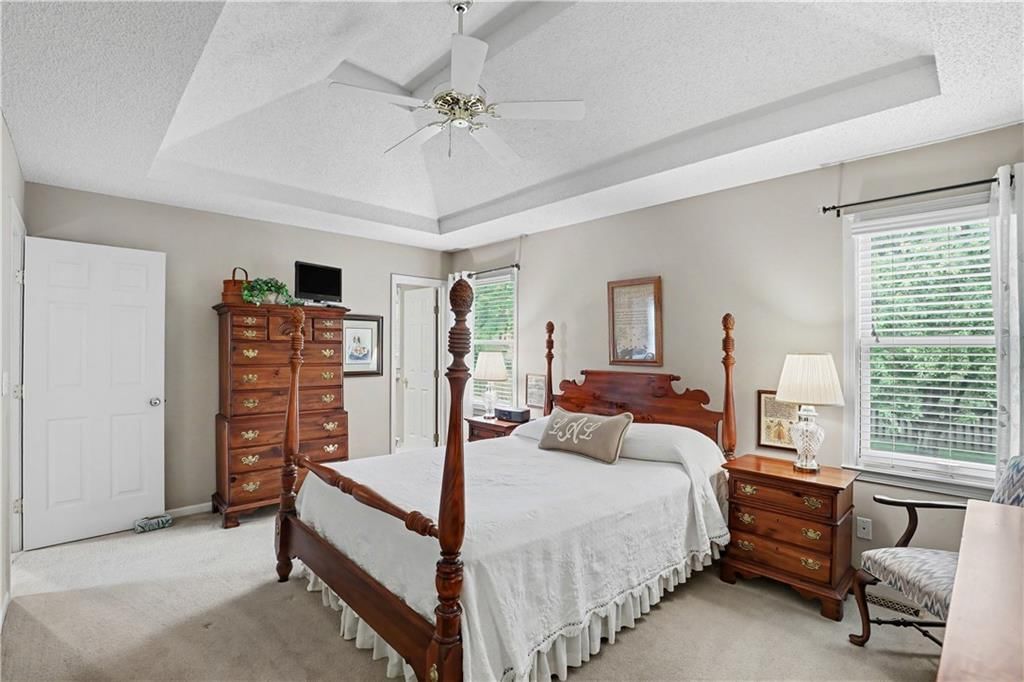 10011 N Highland Terrace — photo 15