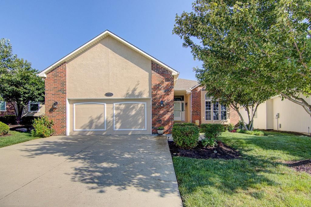 21946 W 119th Terrace, Olathe, KS