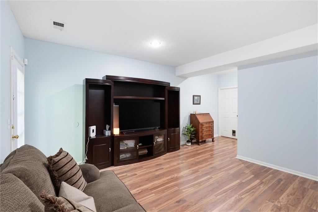 11700 E 85th Street — photo 15