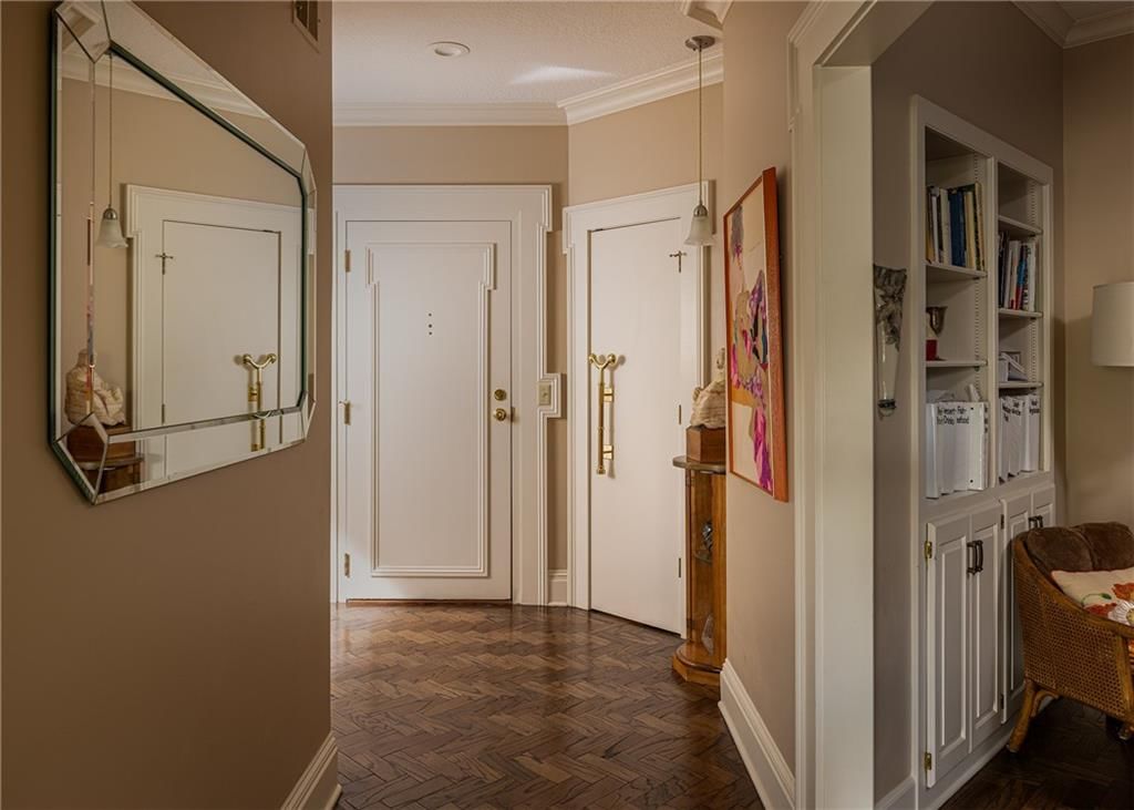 9100 Lamar Avenue, Overland Park, KS: listing photo 2
