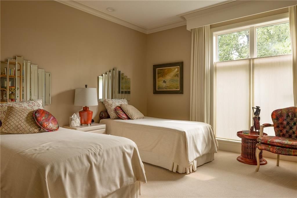 Photo 10 of 48 - 9100 Lamar Avenue #207, Overland Park, KS 66207