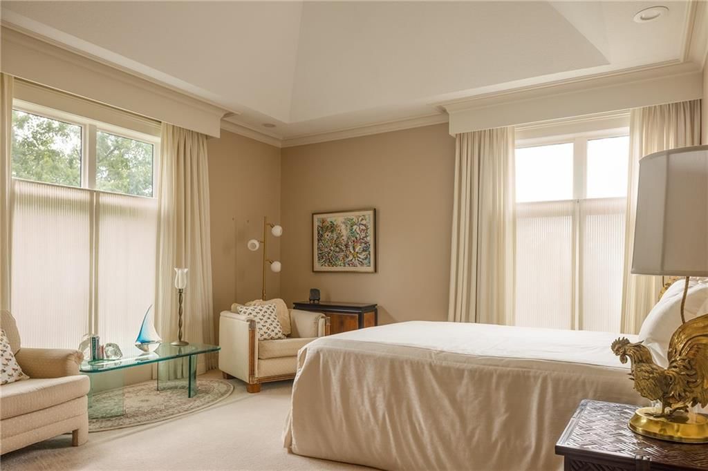 Photo 11 of 48 - 9100 Lamar Avenue #207, Overland Park, KS 66207