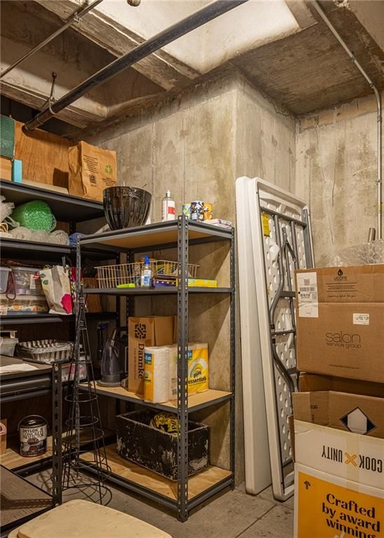 Photo 35 of 48 - 9100 Lamar Avenue #207, Overland Park, KS 66207
