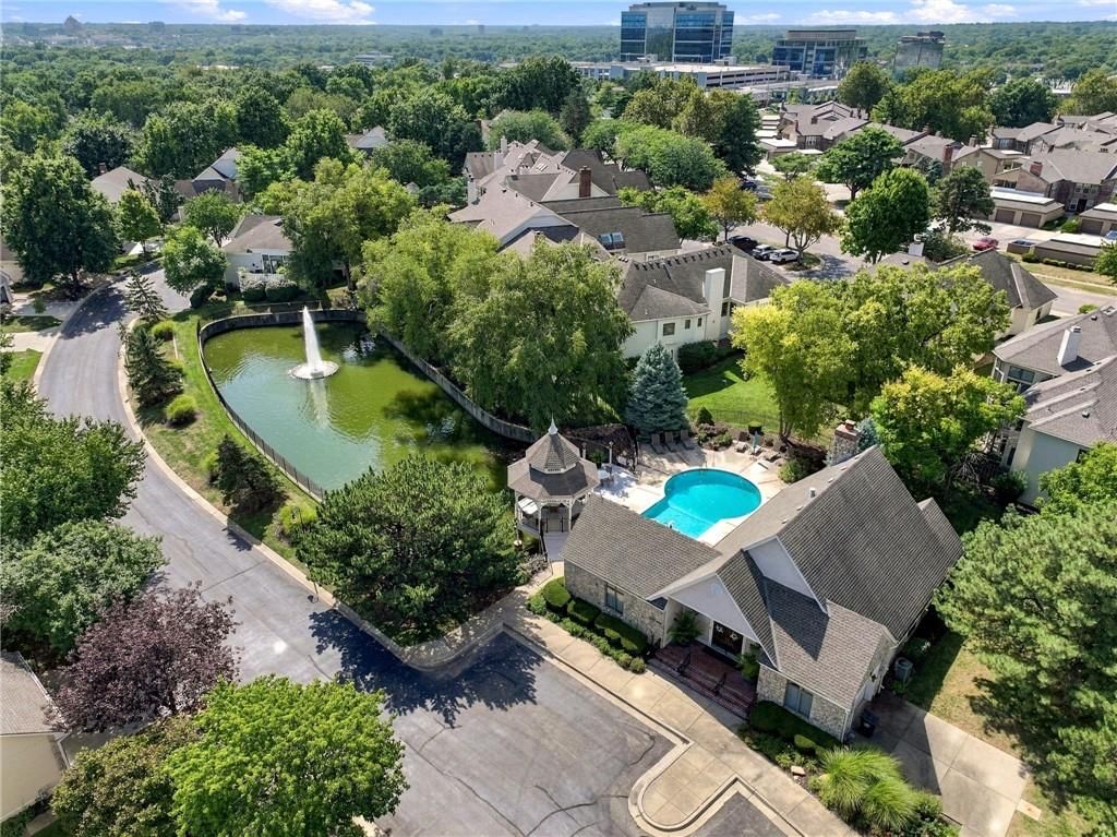 Photo 46 of 48 - 9100 Lamar Avenue #207, Overland Park, KS 66207