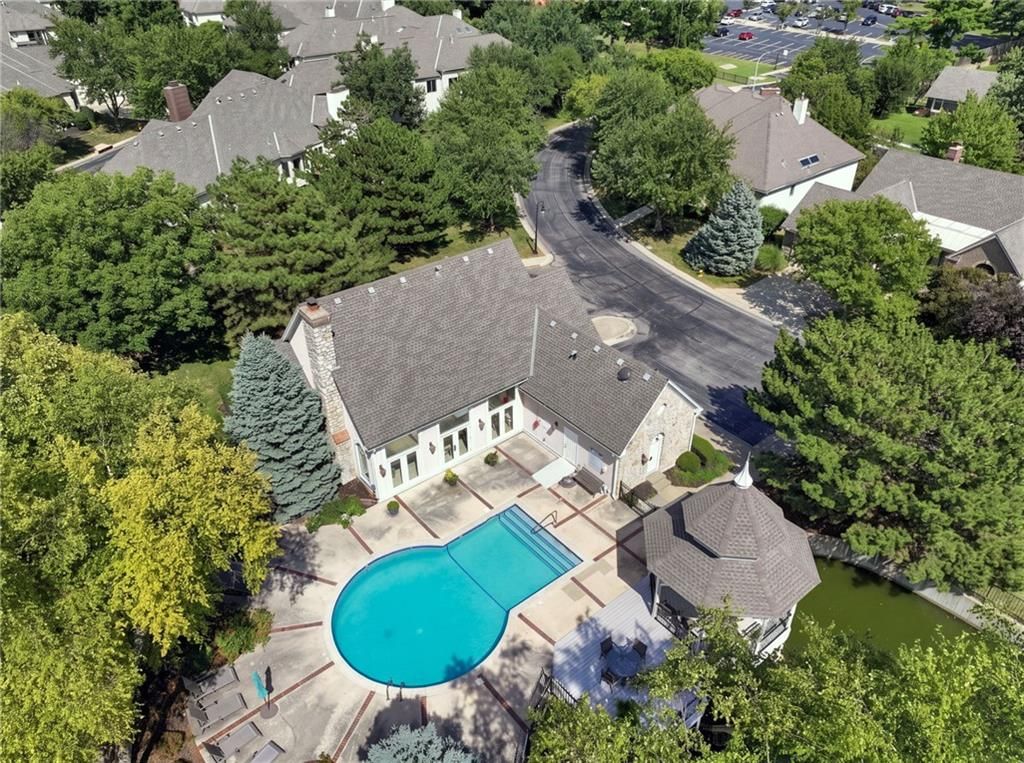 Photo 47 of 48 - 9100 Lamar Avenue #207, Overland Park, KS 66207